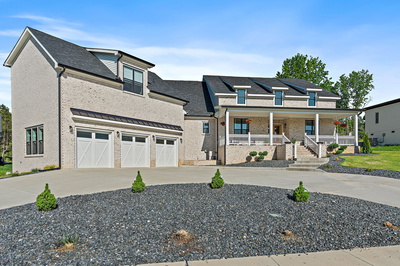 1010 Paradise City Blvd