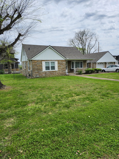 2300 Alpine Ave