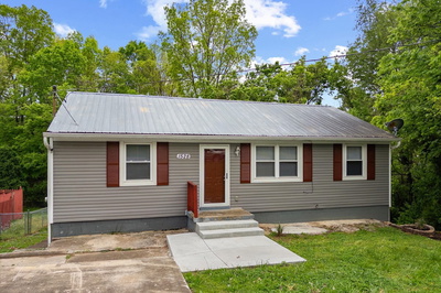 1528 Cherry Tree Dr