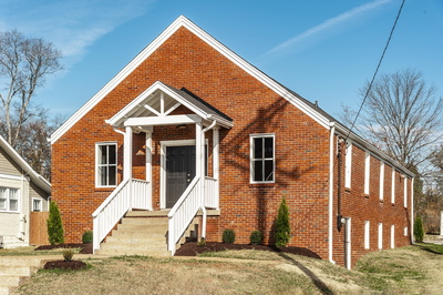 1085 Zophi St