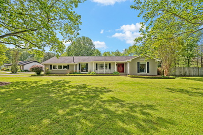 1100 Gardner Dr