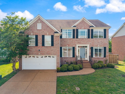 260 Wisteria Dr