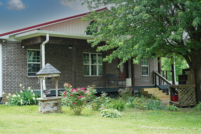 124 Vanatta Rd