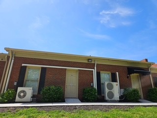 8122 Sawyer Brown Rd
