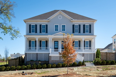 2115 Hollydale Alley