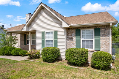 3853 Northbrook Dr