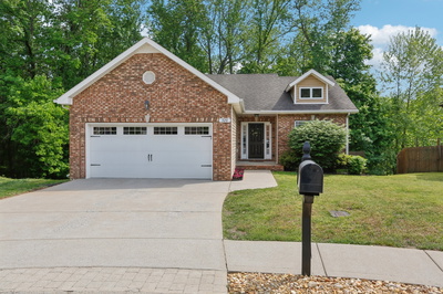 320 David Dr