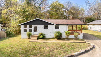 3205 Leswood Ln