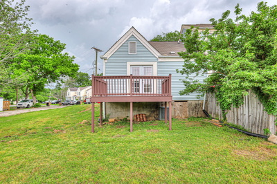 809 Lake Terrace Dr