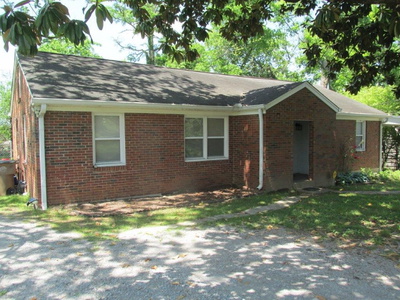 102 Donelsonwood Dr