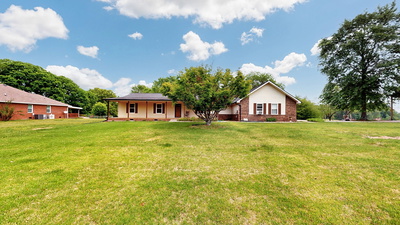 3904 Saundersville Ferry Rd