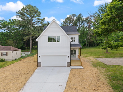 565 McMurray Dr