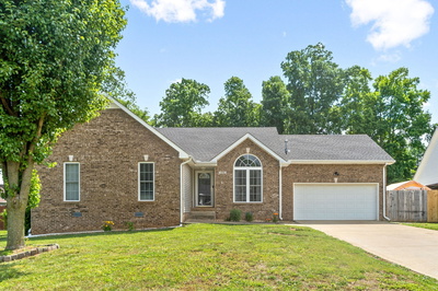 1576 Barrywood Cir, W