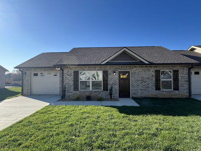 1521 Green Ln
