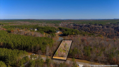 3685 Crockett Point