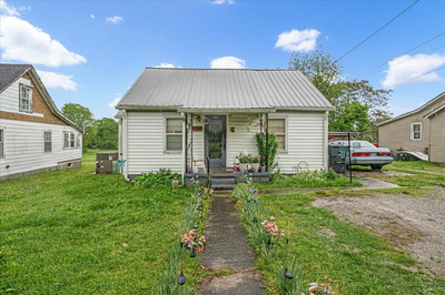 215 Towles Ave