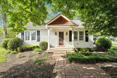 46 W Caldwell St