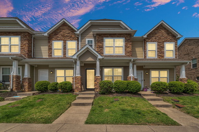 127 Cobblestone Place Dr