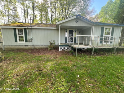 1028 Kennedy Rd