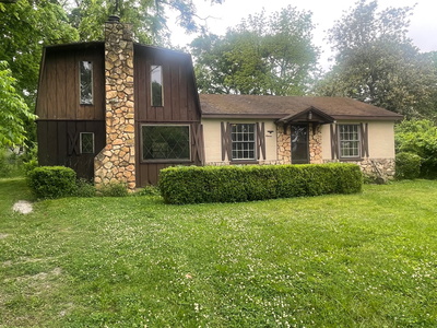 1128 Haysboro Ave