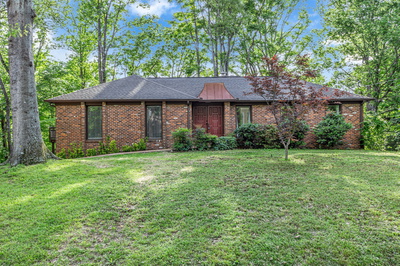 833 Stirrup Dr