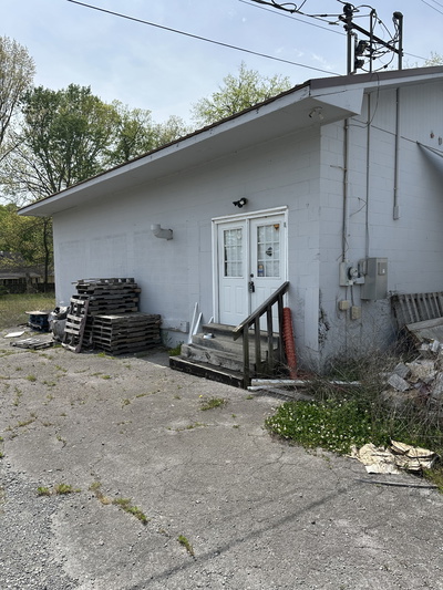 124 Shelbyville Hwy