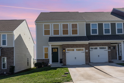270 Dartmoor Pl