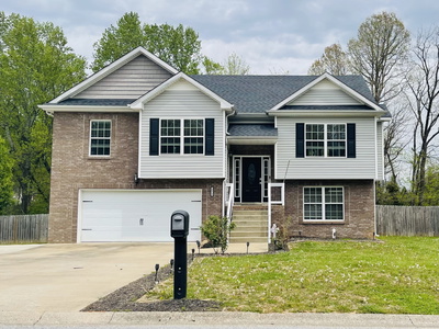 3573 Aurora Dr