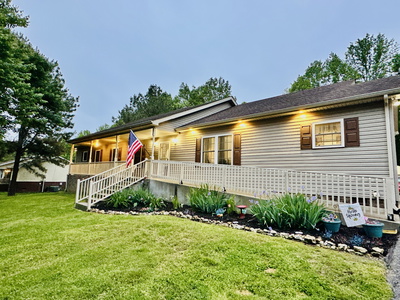1038 Phillip Dr