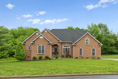 2988 Oak Glen Ln