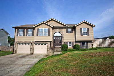 3420 Bradfield Dr