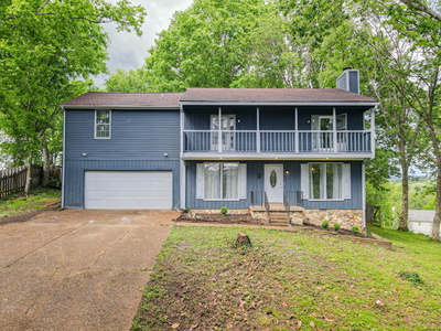608 River Ridge Ct