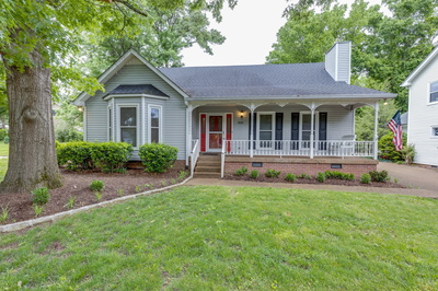 221 Adams Ct