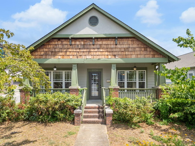 1704 Williams Street