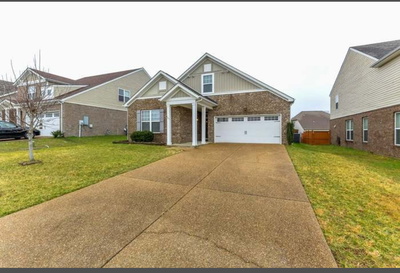 Exterior view of 507 Larkin Ct in Mount Juliet, TN