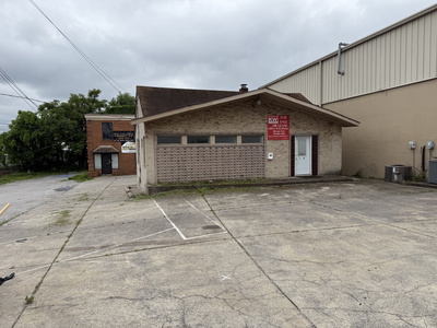 711 Hill Ave