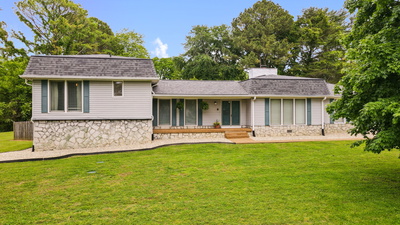 5024 Lakeridge Dr