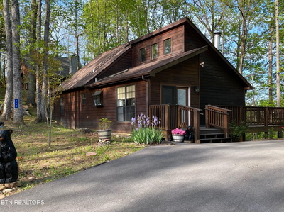 518 Deer Path Lane