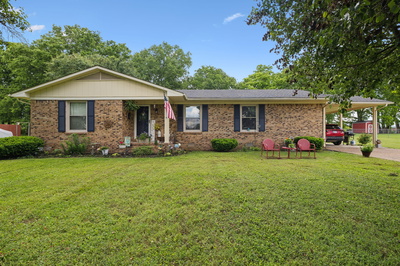 405 Mockingbird Dr