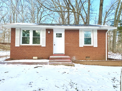 845 Britton Springs Rd