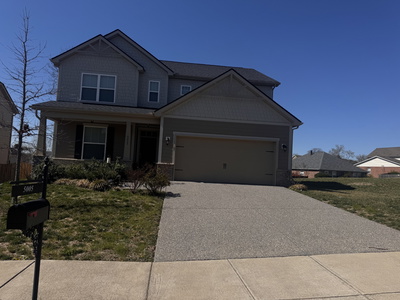 5005 Meadow Knoll Ln