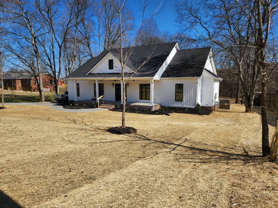 240 S Tunnel Rd