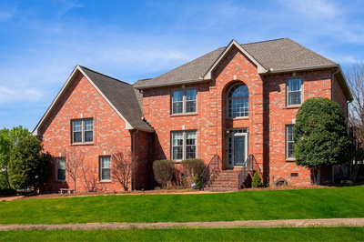 1005 Willow Park Cir
