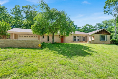 220 Porters Bluff Rd