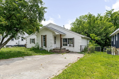 2400 Wilson Ave