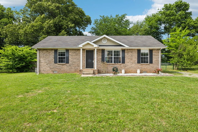 583 Oakmont Dr