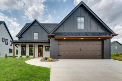 111 Arthur Lane, NW