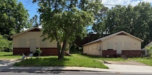 2413 Herman St