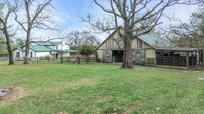 921 Hickory Hills Dr