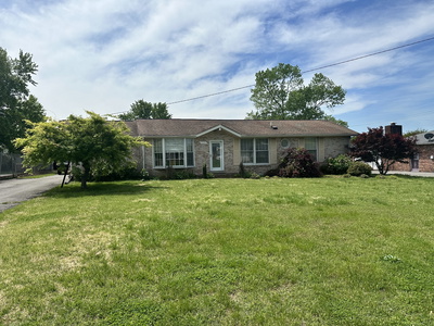 136 Oak Park Dr